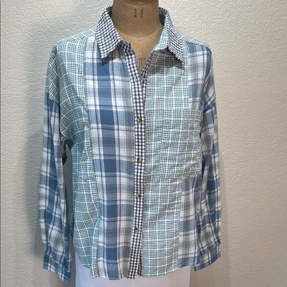 In Loom Women's Small Blue Plaid Button Down Multi-Pattern Shirt‎ NWT
